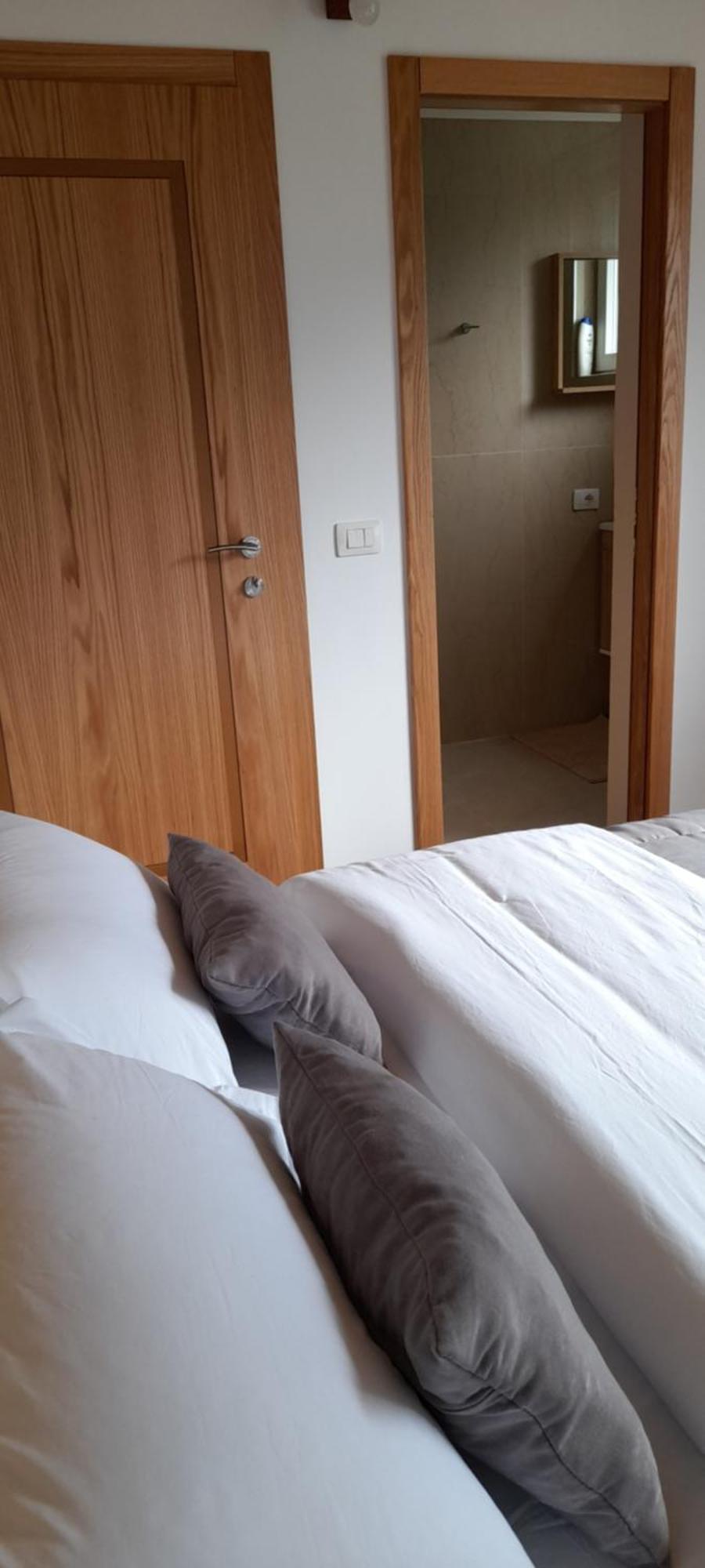Guesthouse Dritan Tethorja Theth Rom bilde
